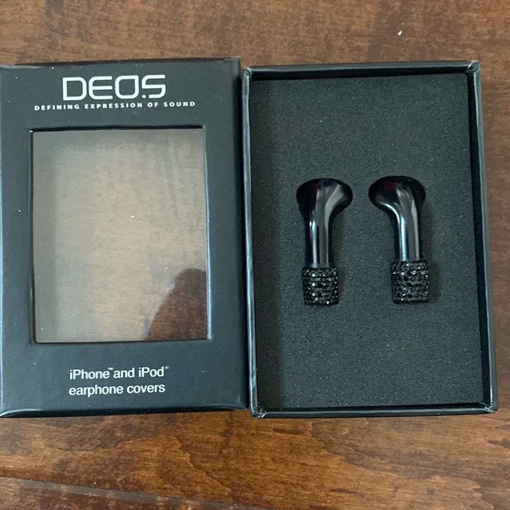 DEOS iPhone and iPod Earphones Covers